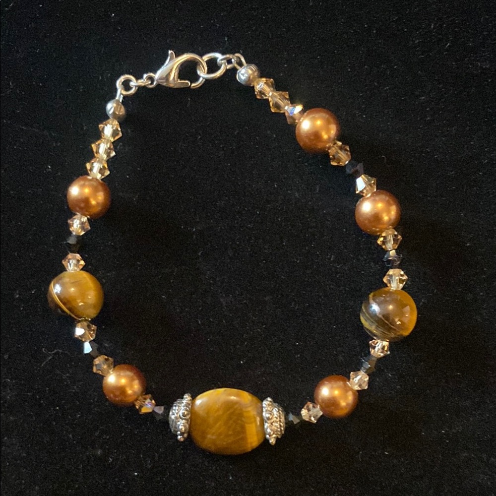 8” Elegant Beaded Bracelet with Tiger Eye Stones